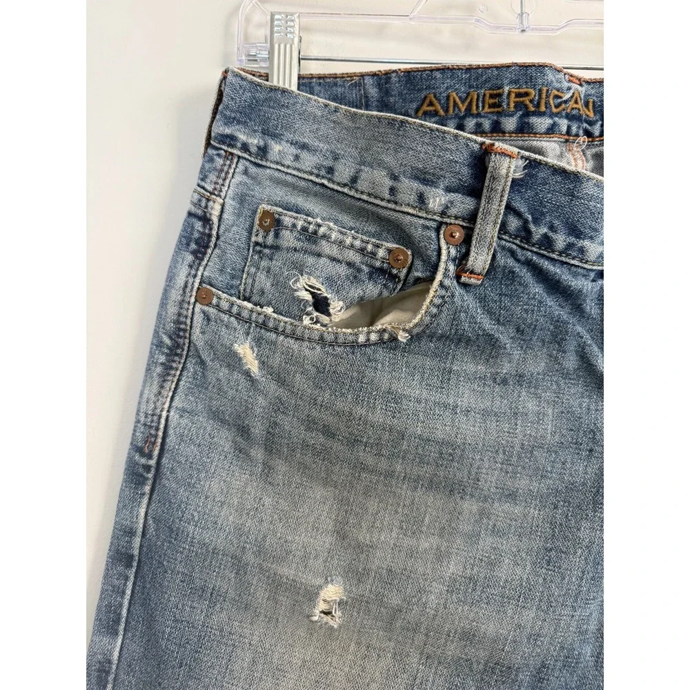 American Eagle Outfitters Men's 34x30 Blue‎ Distressed Straight Leg Denim Jeans